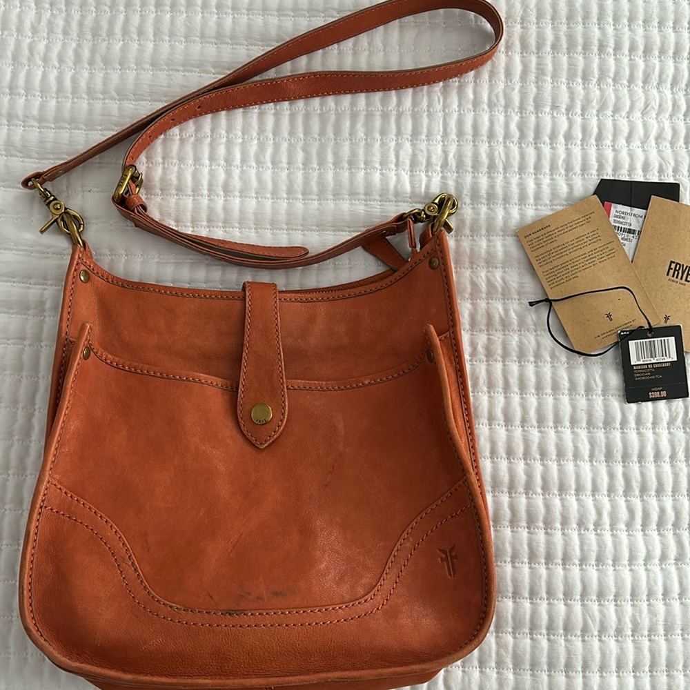 FRYE leather Madison NS Crossbody in terracotta zip close pockets gold $398